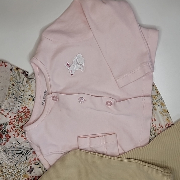 5/$30 H&M Henley Organic Cotton + OLD NAVY Floral Garden Top Tunic + Bunny Cardi - Picture 2 of 5